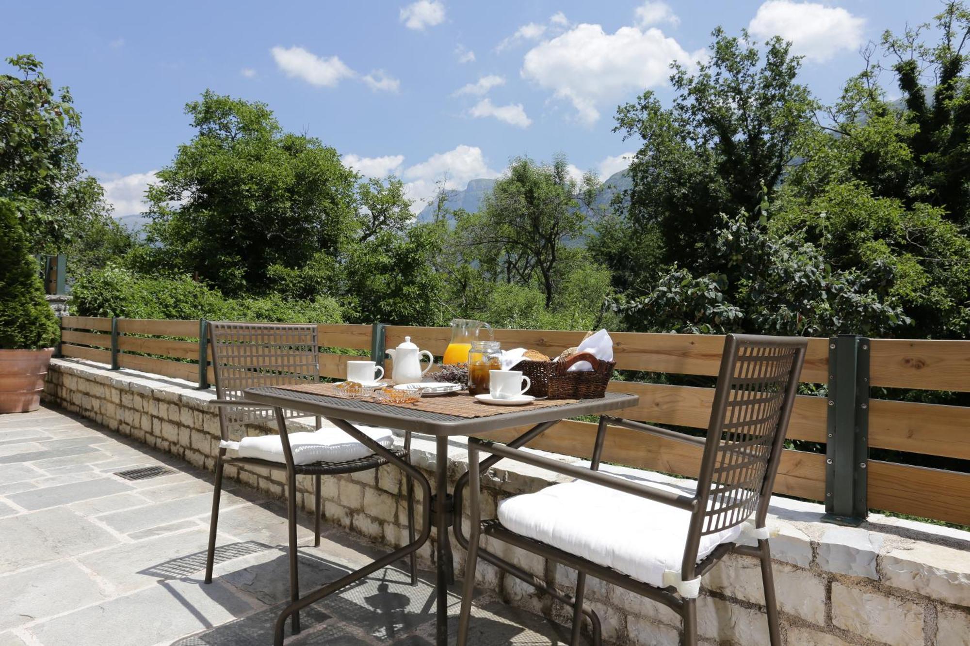 Gamila Rocks Mountain Hotel Aristi Dış mekan fotoğraf